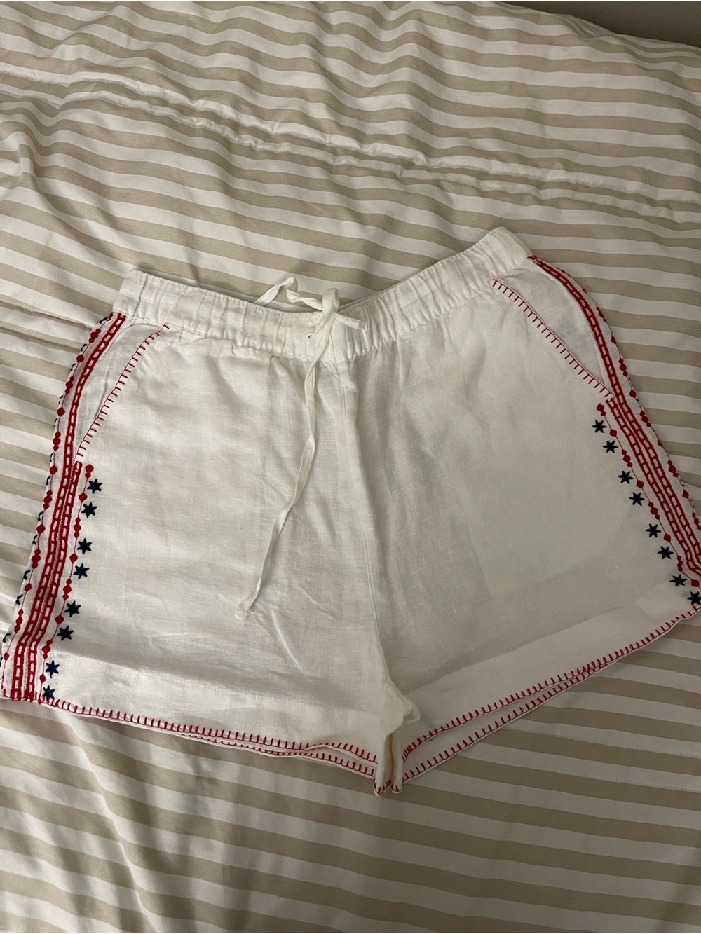 White Embroidered Drawstring Women’s Shorts